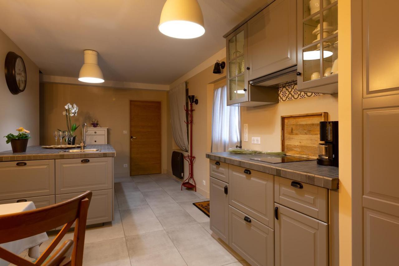 Les Dames-Jeannes Bed and Breakfast Chavot-Courcourt Exteriör bild